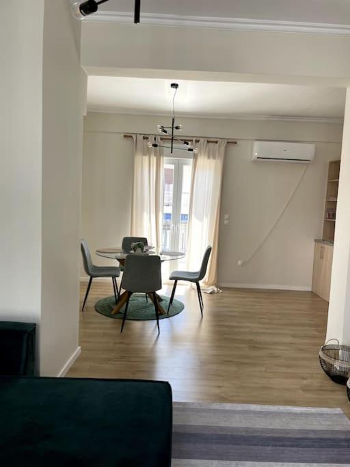 Appartement Luxury Penthouse In Pagrati à Athènes Extérieur photo
