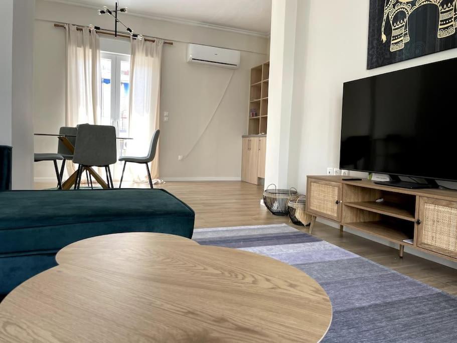 Appartement Luxury Penthouse In Pagrati à Athènes Extérieur photo